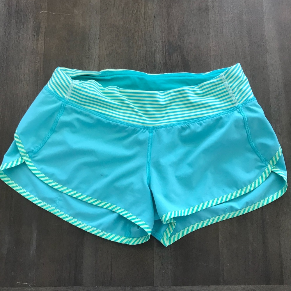 Mint green. No inner tag, few tiny stains.